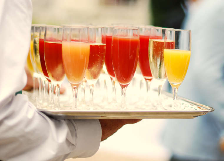 Traiteur organisation réceptions Cognac Jarnac Saintes Angoulême.